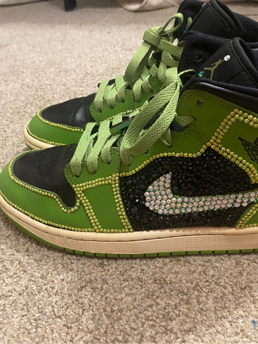 Jordan-1 2022 Altitude’s with metal lace tips. - Picture 4 of 13